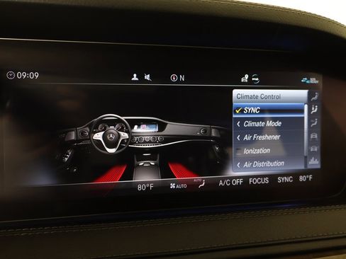 Used 2019 Mercedes-Benz S 560 4MATIC Sedan w/ AMG Line Exterior image 51