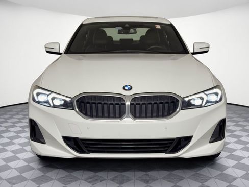 Used 2023 BMW 330i Sedan w/ Driving Assistance Package RWD image 6