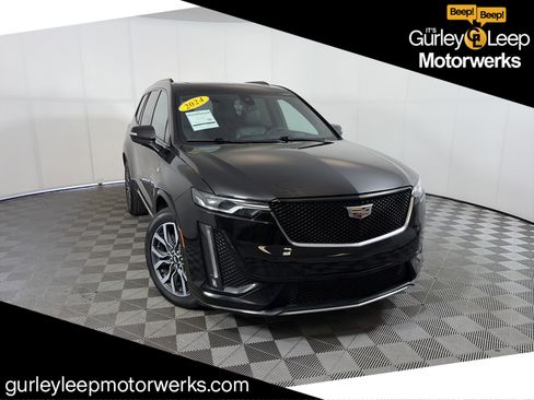 Used 2024 Cadillac XT6 Sport w/ Technology Package image 1