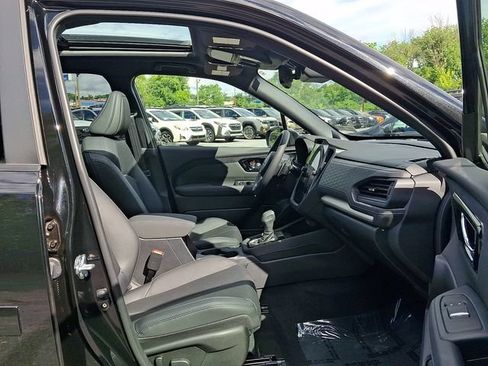 Used 2025 Subaru Forester Limited AWD/4WD image 52