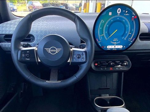 Certified 2025 MINI Cooper S FWD image 6