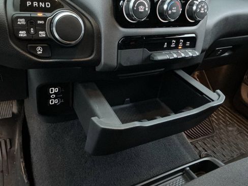 Used 2025 RAM 1500 Big Horn AWD/4WD image 26