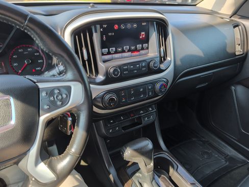 Used 2016 GMC Canyon SLT w/ Driver Alert Package AWD/4WD image 22