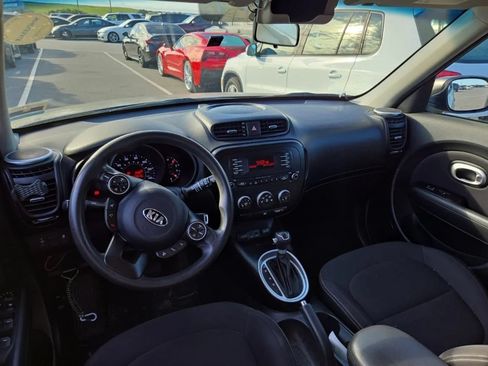 Used 2015 Kia Soul FWD image 7