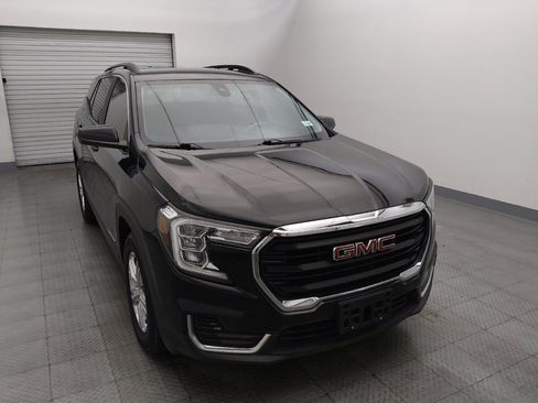 Used 2022 GMC Terrain SLE w/ Driver Convenience Package image 14