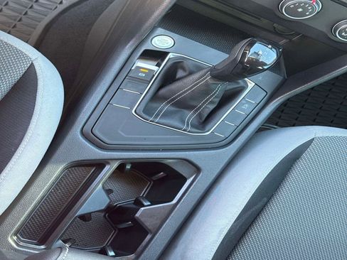 Used 2022 Volkswagen Taos S image 23