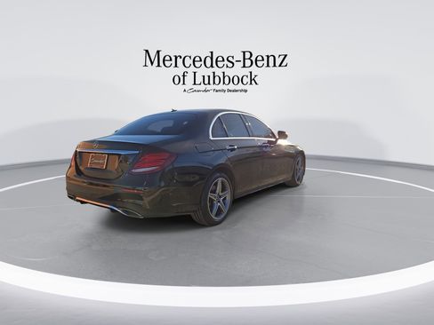 Used 2017 Mercedes-Benz E 300 image 8