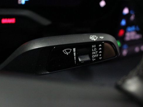 Used 2021 Porsche Taycan 4S w/ Premium Package image 13