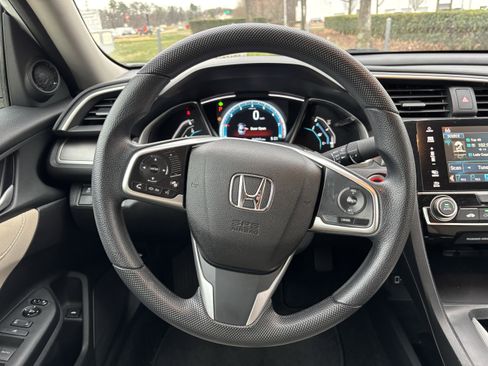 Used 2017 Honda Civic EX image 17