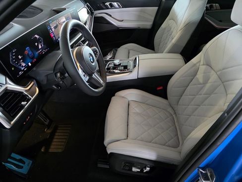 New 2026 BMW X5 M60i image 7