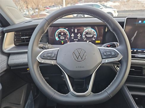 New 2026 Volkswagen Tiguan S image 15