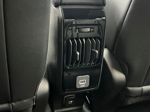 New 2026 Jeep Compass Limited image 27