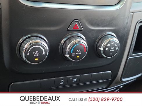 Used 2016 RAM 1500 Express RWD image 18