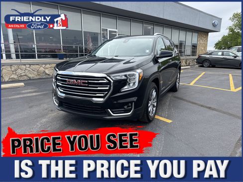 Used 2024 GMC Terrain SLT FWD image 1