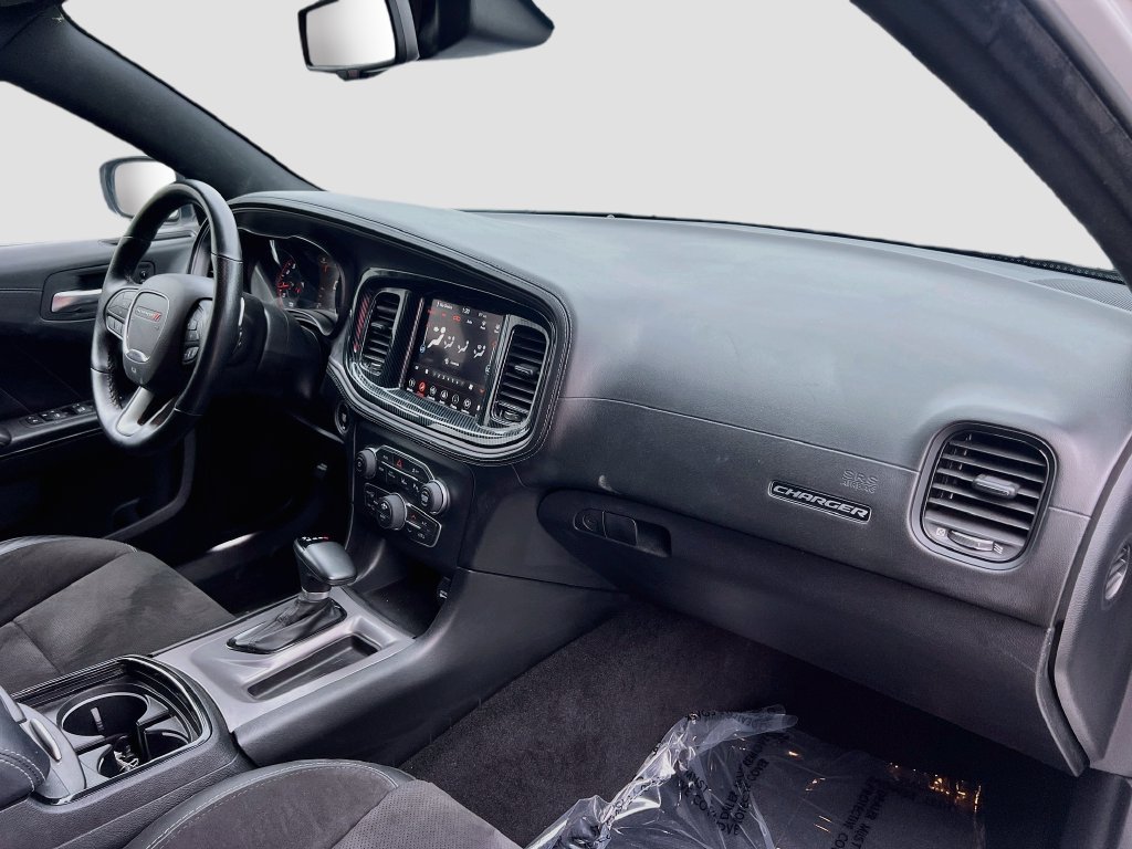 Used 2023 Dodge Charger R/T w/ Plus Group RWD image 28