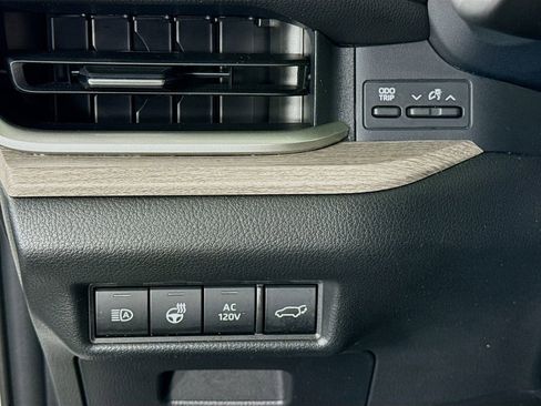 Certified 2025 Toyota Grand Highlander AWD Hybrid image 21