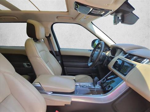 Used 2018 Land Rover Range Rover Sport HSE image 24