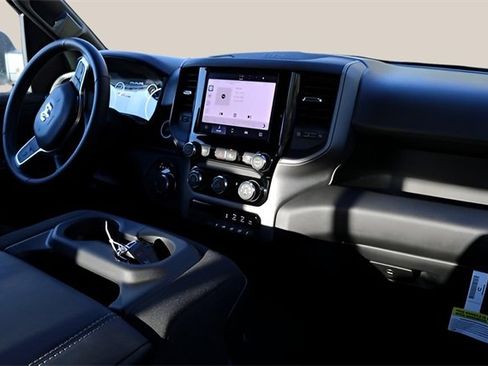 New 2026 RAM 1500 Express image 17