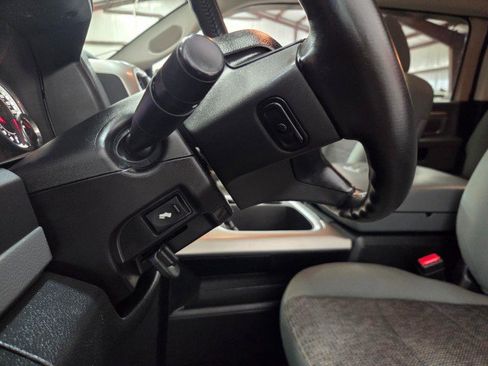 Used 2016 RAM 3500 Big Horn image 41