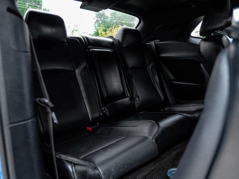 Used 2015 Dodge Challenger SXT Plus RWD image 38