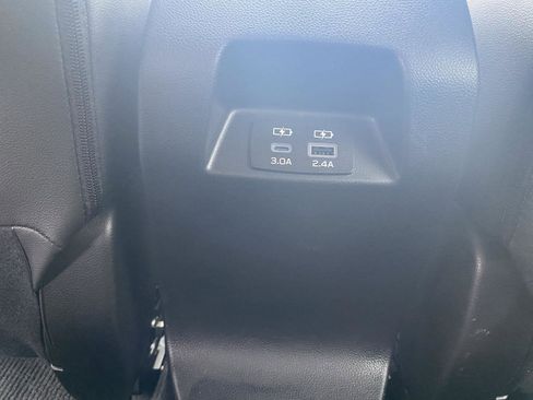 Used 2024 Subaru Crosstrek 2.0i Premium image 23