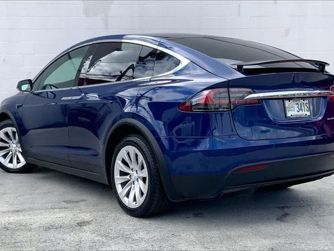 Used 2021 Tesla Model X Long Range AWD/4WD image 4