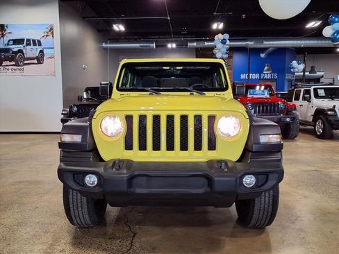 Certified 2023 Jeep Wrangler Unlimited Sport w/ Sun And Sound Package AWD/4WD image 3