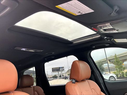 Used 2024 Kia Telluride SX X-Pro AWD/4WD image 14