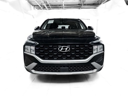 Used 2021 Hyundai Santa Fe SE image 2