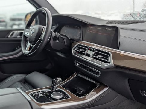Used 2021 BMW X5 xDrive40i w/ Premium Package 3 image 53