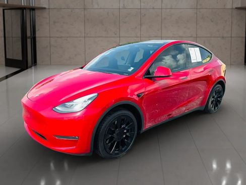 Used 2021 Tesla Model Y Long Range AWD/4WD image 7