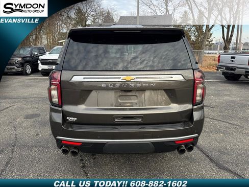 Used 2021 Chevrolet Suburban High Country w/ Premium Package image 3