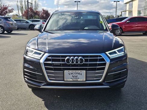 Used 2019 Audi Q5 2.0T Premium Plus w/ Premium Plus Package AWD/4WD image 2