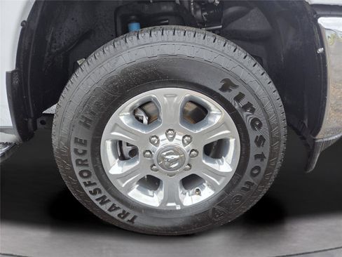 Used 2025 RAM 2500 Big Horn AWD/4WD image 34