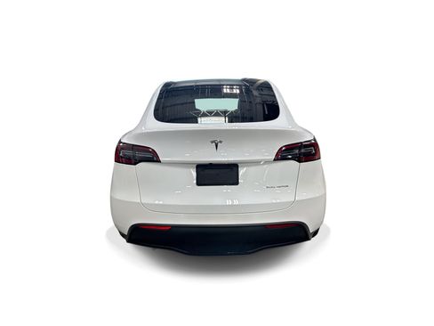 Certified 2023 Tesla Model Y Long Range AWD/4WD image 5