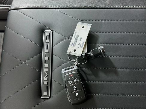 New 2026 RAM 2500 Limited AWD/4WD image 21