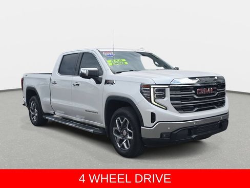Used 2023 GMC Sierra 1500 SLT w/ SLT Premium Plus Package AWD/4WD image 3
