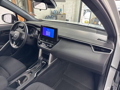 Certified 2024 Toyota Corolla Cross SE image 52