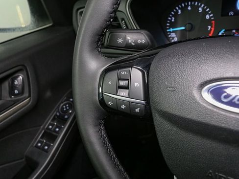 Used 2022 Ford Escape SE w/ Convenience Package image 29