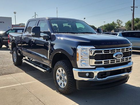 Used 2024 Ford F250 XLT w/ 360-Degree Camera Package AWD/4WD image 4