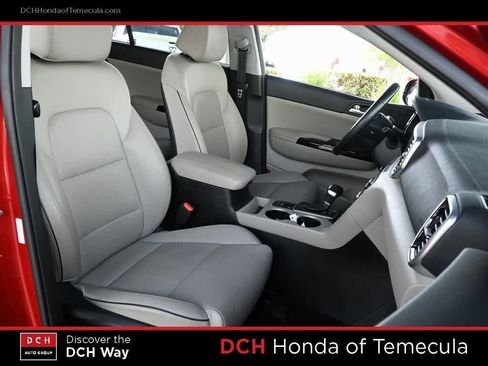 Used 2022 Kia Sportage EX w/ EX Technology Package image 21