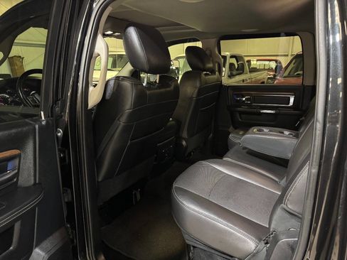 Used 2015 RAM 3500 Laramie w/ Black Appearance Group image 35