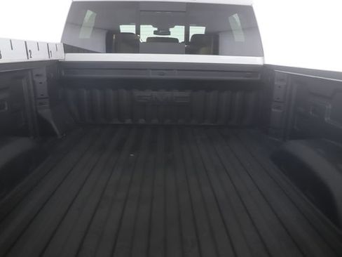 Used 2026 GMC Sierra 2500 AT4 w/ AT4 Preferred Package AWD/4WD image 30