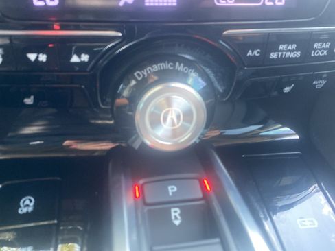 Used 2026 Acura MDX SH-AWD image 22