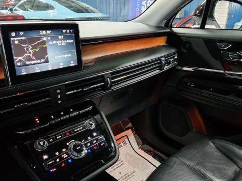Used 2020 Lincoln Corsair Reserve w/ Equipment Group 201A AWD/4WD image 34