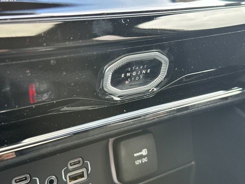 New 2026 Jeep Grand Cherokee Limited image 23