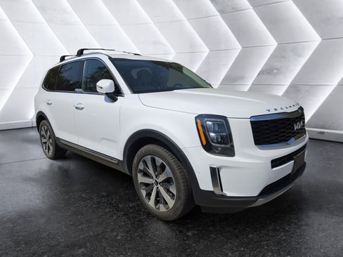 Used 2022 Kia Telluride EX w/ EX Premium Package AWD/4WD image 1