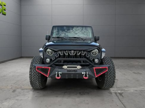 Used 2018 Jeep Wrangler Sport AWD/4WD image 2