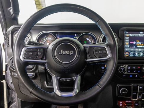 Used 2023 Jeep Wrangler Unlimited Rubicon 4xe w/ Cold Weather Group AWD/4WD image 30