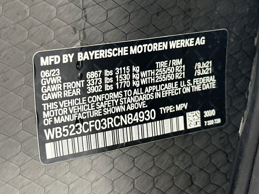 Certified 2024 BMW iX xDrive50 w/ Premium Package AWD/4WD image 32